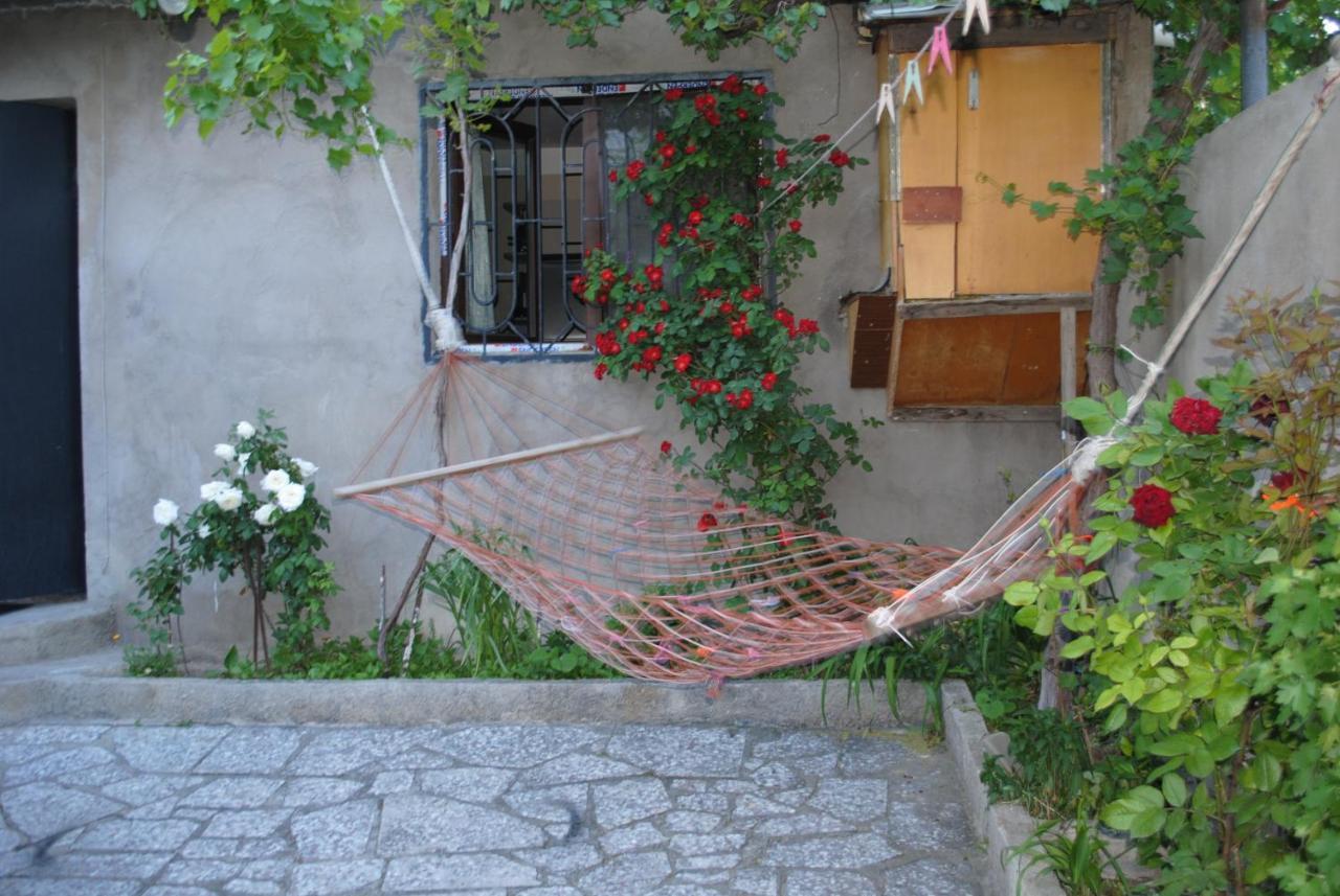 Family Guesthouse - Macharashvili Тбилиси Екстериор снимка